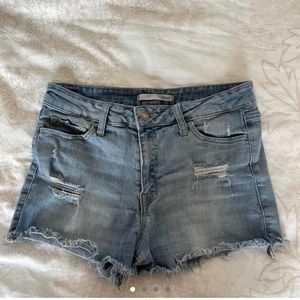 Klique B. Casual Jean Short